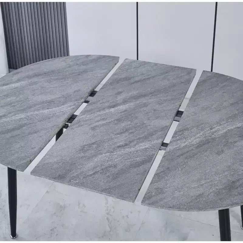 Nero / Rovere / Grigio / Bianco – Tavolo da pranzo ovale allungabile, gambe in metallo, posti a sedere fino a 6