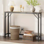 Console étroite grise avec prises, métal et MDF